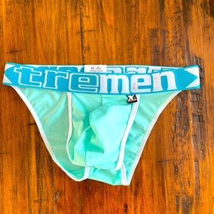 Extremen Briefs